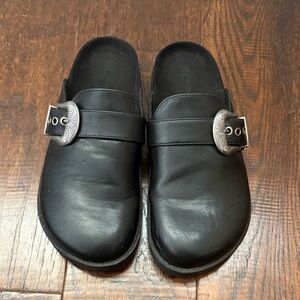 Black Leather Women’s Shoes with Buckle